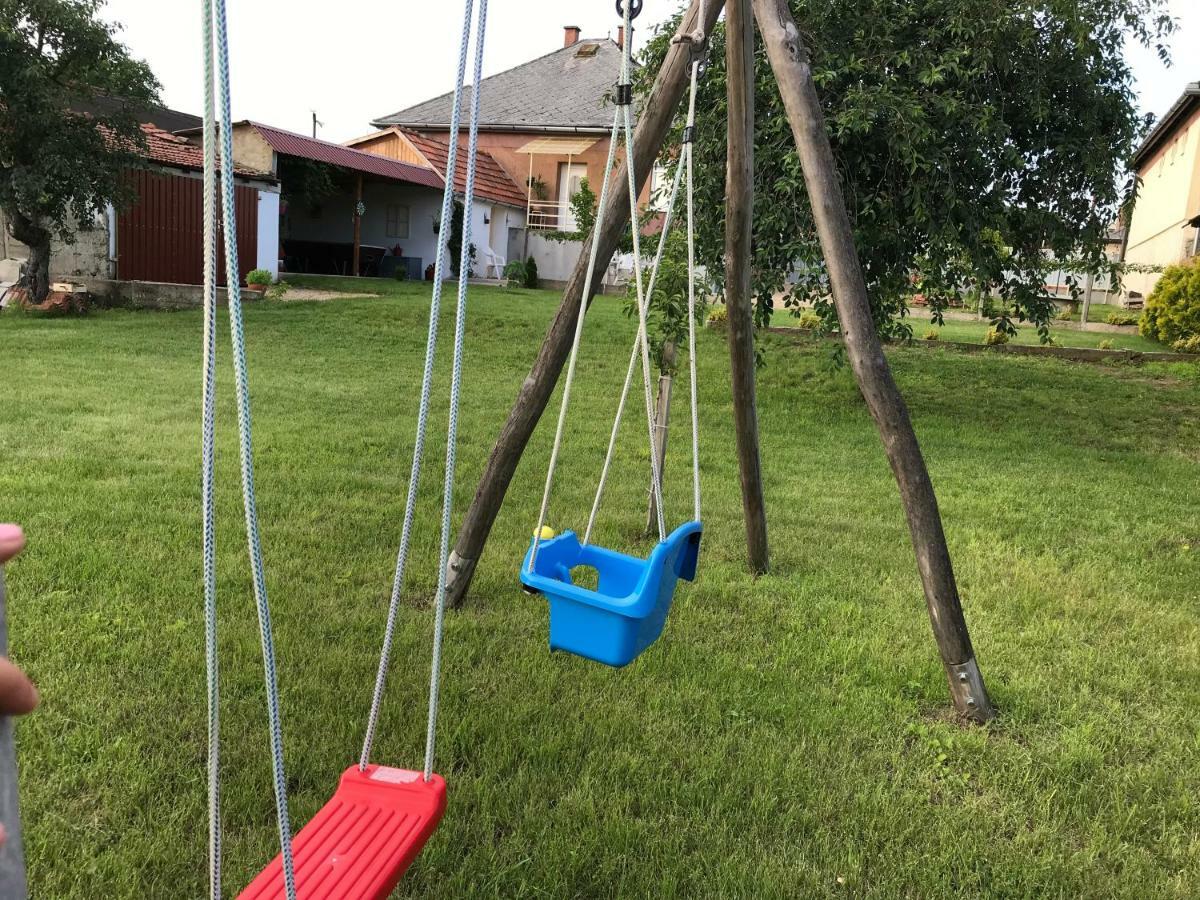 Bandi Vendégház Verpelét Exterior foto