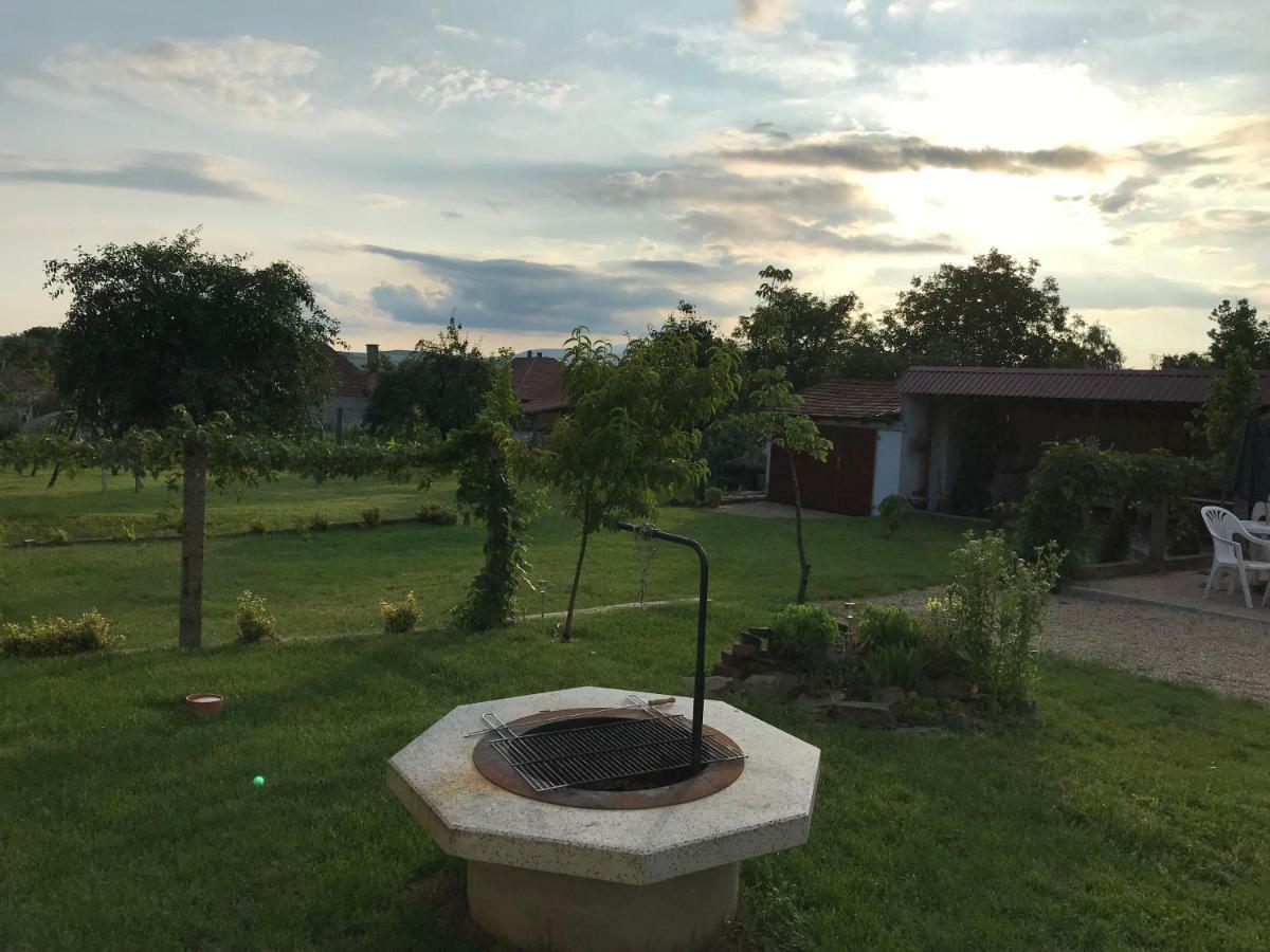 Bandi Vendégház Verpelét Exterior foto